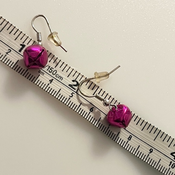 4 Vintage Sets of Holiday Christmas Jingle Bells Dangle Drop Earrings - Picture 10 of 16